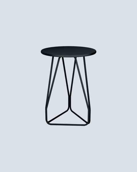 Stratto – Sculptural Metal Side Table