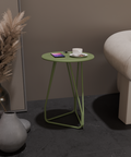 Open wire metal side table with minimalist modern design for living room or bedroom طاولة جانبية سلكية بتصميم معدني بسيط وعصري لغرفة المعيشة أو النوم